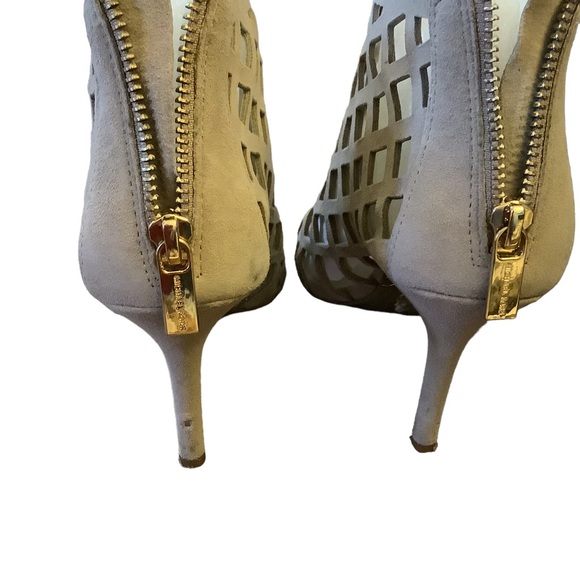 MICHAEL Michael Kors YVONNE Taupe Suede Back Zip Stiletto Heel-Size 7 - Picture 9 of 12